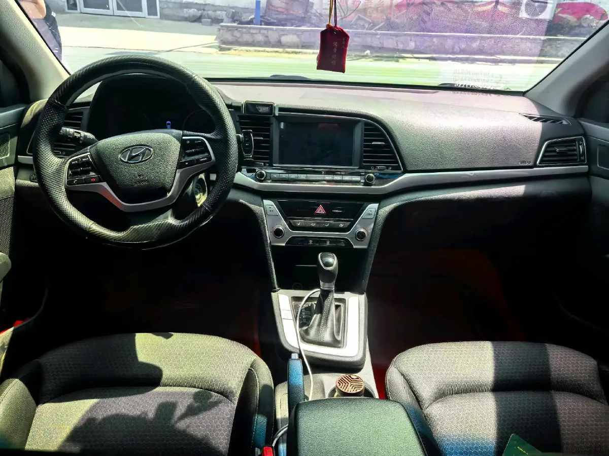 2016 Hyundai Elantra 1.6L 130HP L4 6AT,autocango,china used car exporter,china ev exporter,chinese used car exporter,chinese used ev exporter