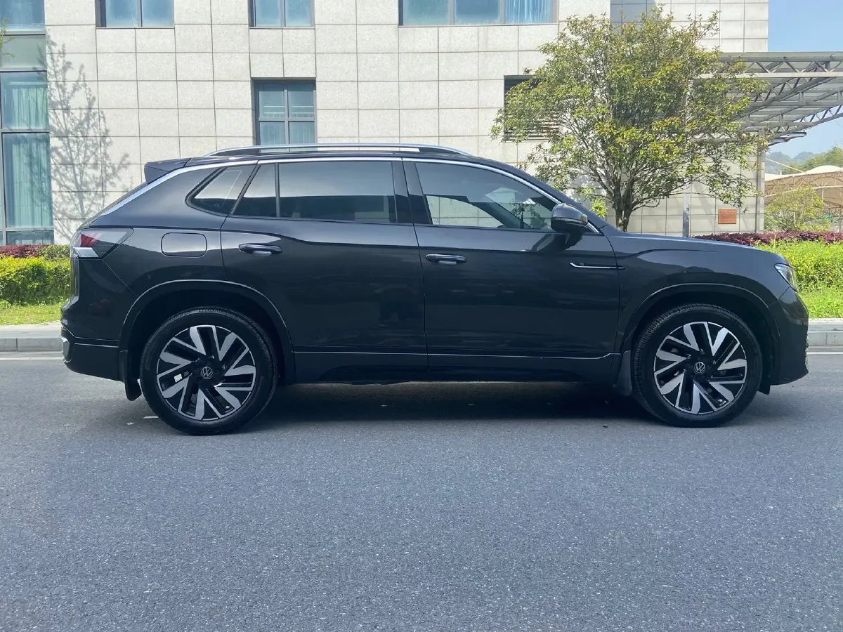 2023 Volkswagen Tayron 2.0T 220HP L4 7DCT,autocango,china used car exporter,china ev exporter,chinese used car exporter,chinese used ev exporter