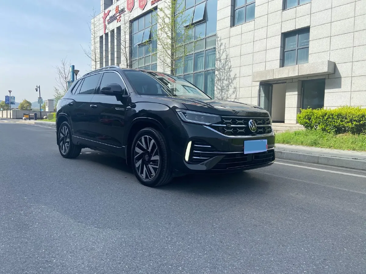 2023 Volkswagen Tayron 2.0T 220HP L4 7DCT,autocango,china used car exporter,china ev exporter,chinese used car exporter,chinese used ev exporter