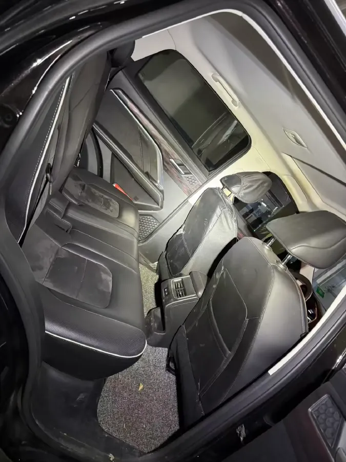 2021 Haval H6 1.5T 169HP L4 7DCT,autocango,china used car exporter,china ev exporter,chinese used car exporter,chinese used ev exporter