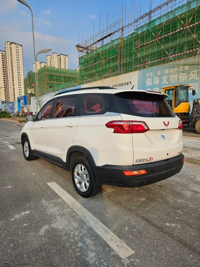 2018 WuLing HongGuang S3 1.5L 112HP L4 6MT,autocango,china used car exporter,china ev exporter,chinese used car exporter,chinese used ev exporter