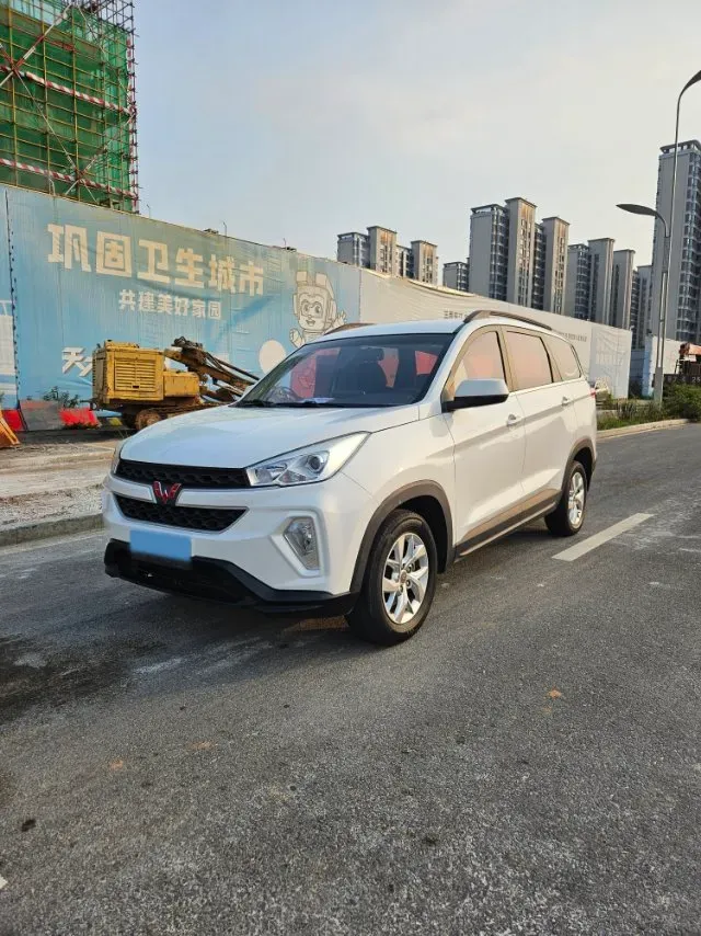 2018 WuLing HongGuang S3 1.5L 112HP L4 6MT,autocango,china used car exporter,china ev exporter,chinese used car exporter,chinese used ev exporter