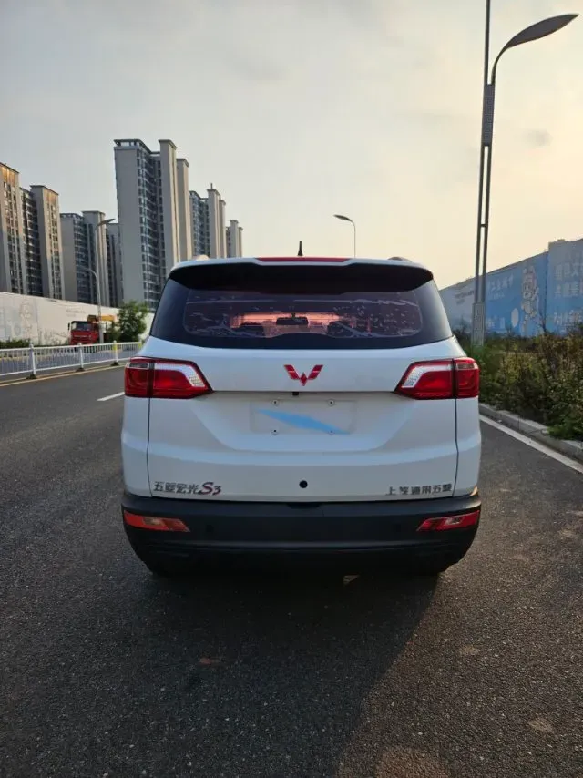 2018 WuLing HongGuang S3 1.5L 112HP L4 6MT,autocango,china used car exporter,china ev exporter,chinese used car exporter,chinese used ev exporter