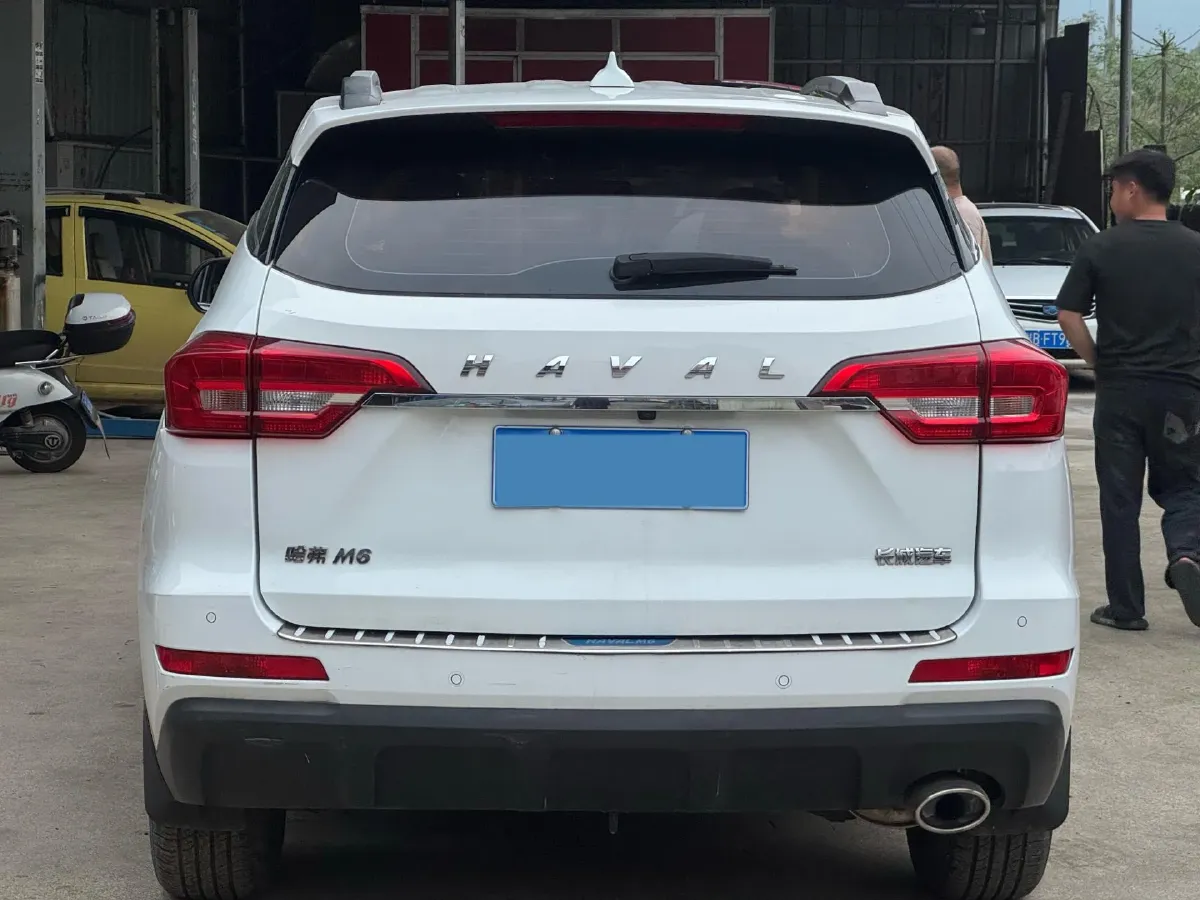 2019 Haval M6 1.5T 150HP L4 6MT,autocango,china used car exporter,china ev exporter,chinese used car exporter,chinese used ev exporter