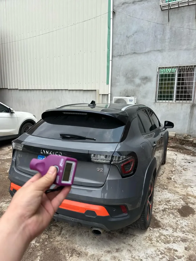 2018 Toyota C-HR 2.0L 171HP L4 CVT,autocango,china used car exporter,china ev exporter,chinese used car exporter,chinese used ev exporter