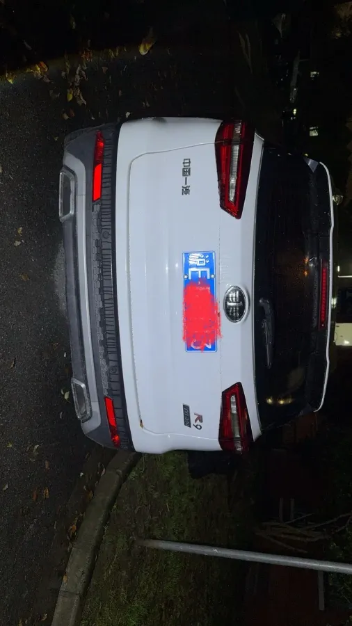 2018 FAW Senia R9 1.2T 143HP L4 5MT,autocango,china used car exporter,china ev exporter,chinese used car exporter,chinese used ev exporter