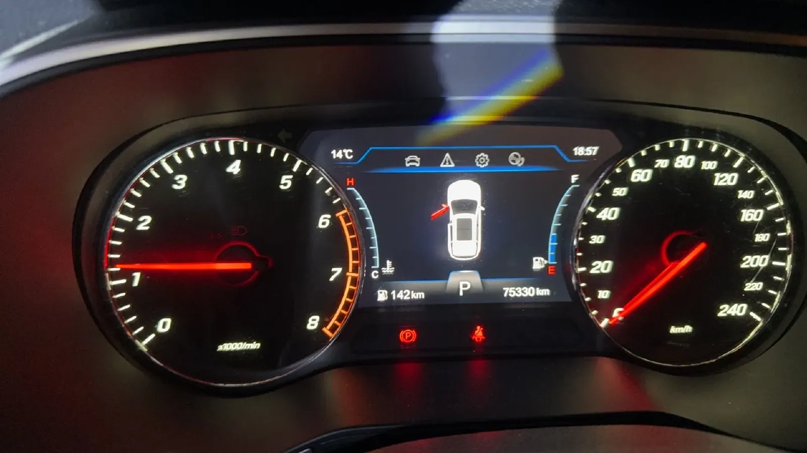 2018 FAW Senia R9 1.2T 143HP L4 5MT,autocango,china used car exporter,china ev exporter,chinese used car exporter,chinese used ev exporter