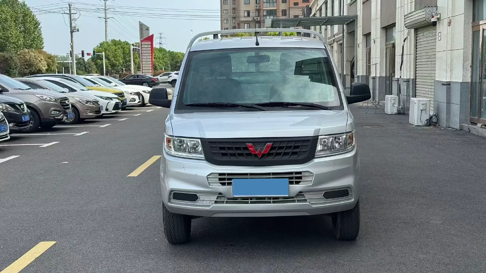 2022 WuLing RongGuang New Truck 1.5L 102HP L4 5MT,autocango,china used car exporter,china ev exporter,chinese used car exporter,chinese used ev exporter