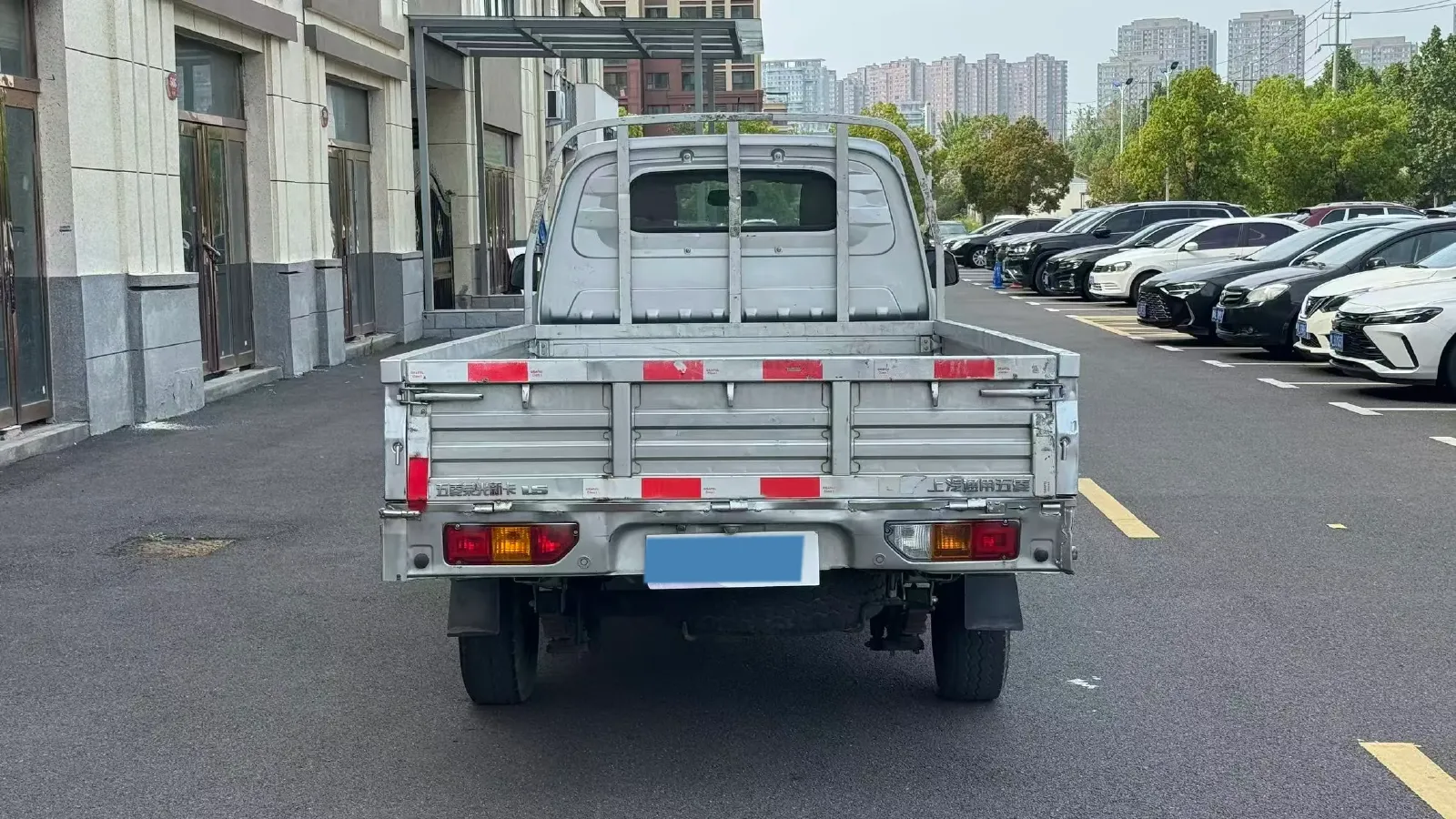 2022 WuLing RongGuang New Truck 1.5L 102HP L4 5MT,autocango,china used car exporter,china ev exporter,chinese used car exporter,chinese used ev exporter