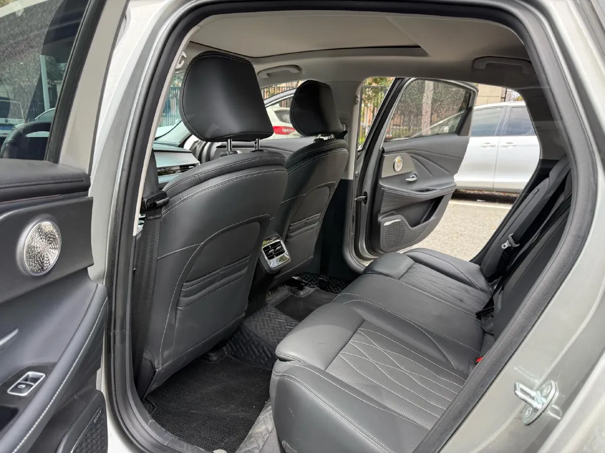 2022 Chery Arrizo 8 1.6T 197HP L4 7DCT,autocango,china used car exporter,china ev exporter,chinese used car exporter,chinese used ev exporter