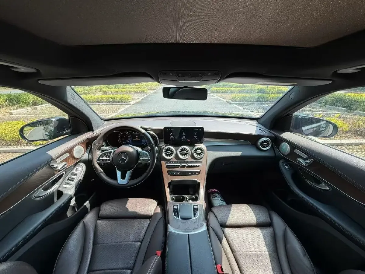 2020 Mercedes-Benz GLC Class 2.0T 197HP L4 9AT,autocango,china used car exporter,china ev exporter,chinese used car exporter,chinese used ev exporter