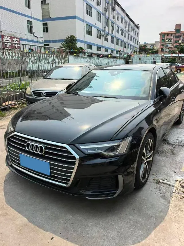 2020 Audi A6L 2.0T 190HP L4 7DCT,autocango,china used car exporter,china ev exporter,chinese used car exporter,chinese used ev exporter