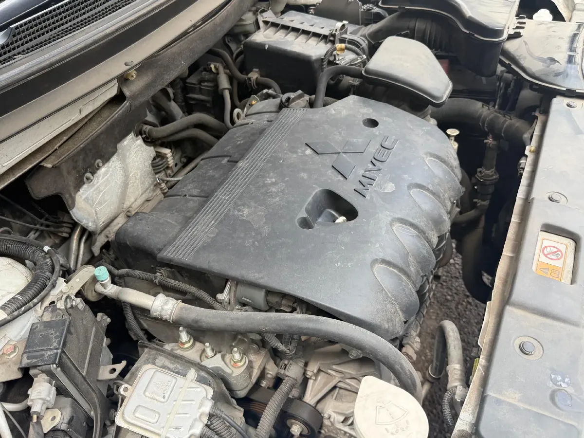 2018 Mitsubishi Outlander 2.0L 166HP L4 CVT,autocango,china used car exporter,china ev exporter,chinese used car exporter,chinese used ev exporter