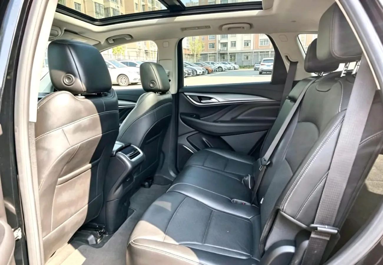 2022 Buick Enclave 2.0T 237HP L4 9AT,autocango,china used car exporter,china ev exporter,chinese used car exporter,chinese used ev exporter