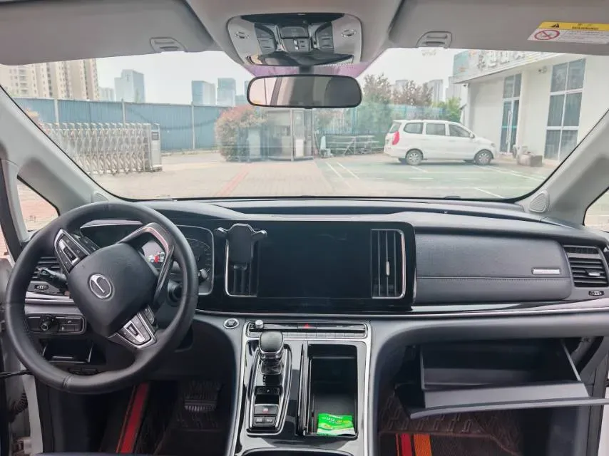 2021 GAC Trumpchi M8 2.0T 252HP L4 8AT,autocango,china used car exporter,china ev exporter,chinese used car exporter,chinese used ev exporter