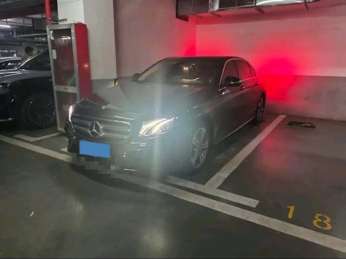 2020 Mercedes-Benz E Class 1.5T 184HP L4 9AT,autocango,china used car exporter,china ev exporter,chinese used car exporter,chinese used ev exporter