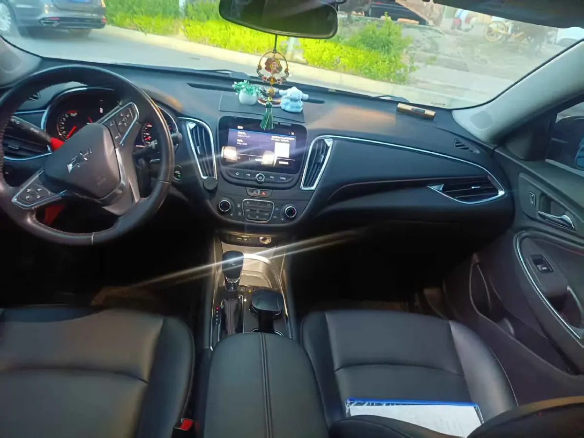 2021 Chevrolet Malibu XL 2.0T 237HP L4 9AT,autocango,china used car exporter,china ev exporter,chinese used car exporter,chinese used ev exporter