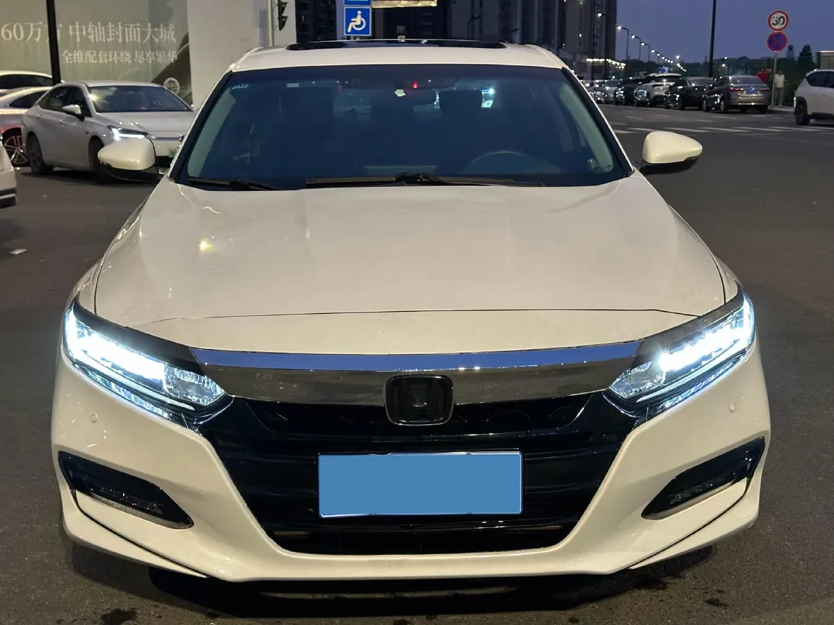 2018 Honda Accord 1.5T 194HP L4 CVT,autocango,china used car exporter,china ev exporter,chinese used car exporter,chinese used ev exporter
