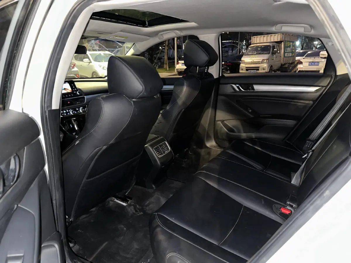 2018 Honda Accord 1.5T 194HP L4 CVT,autocango,china used car exporter,china ev exporter,chinese used car exporter,chinese used ev exporter