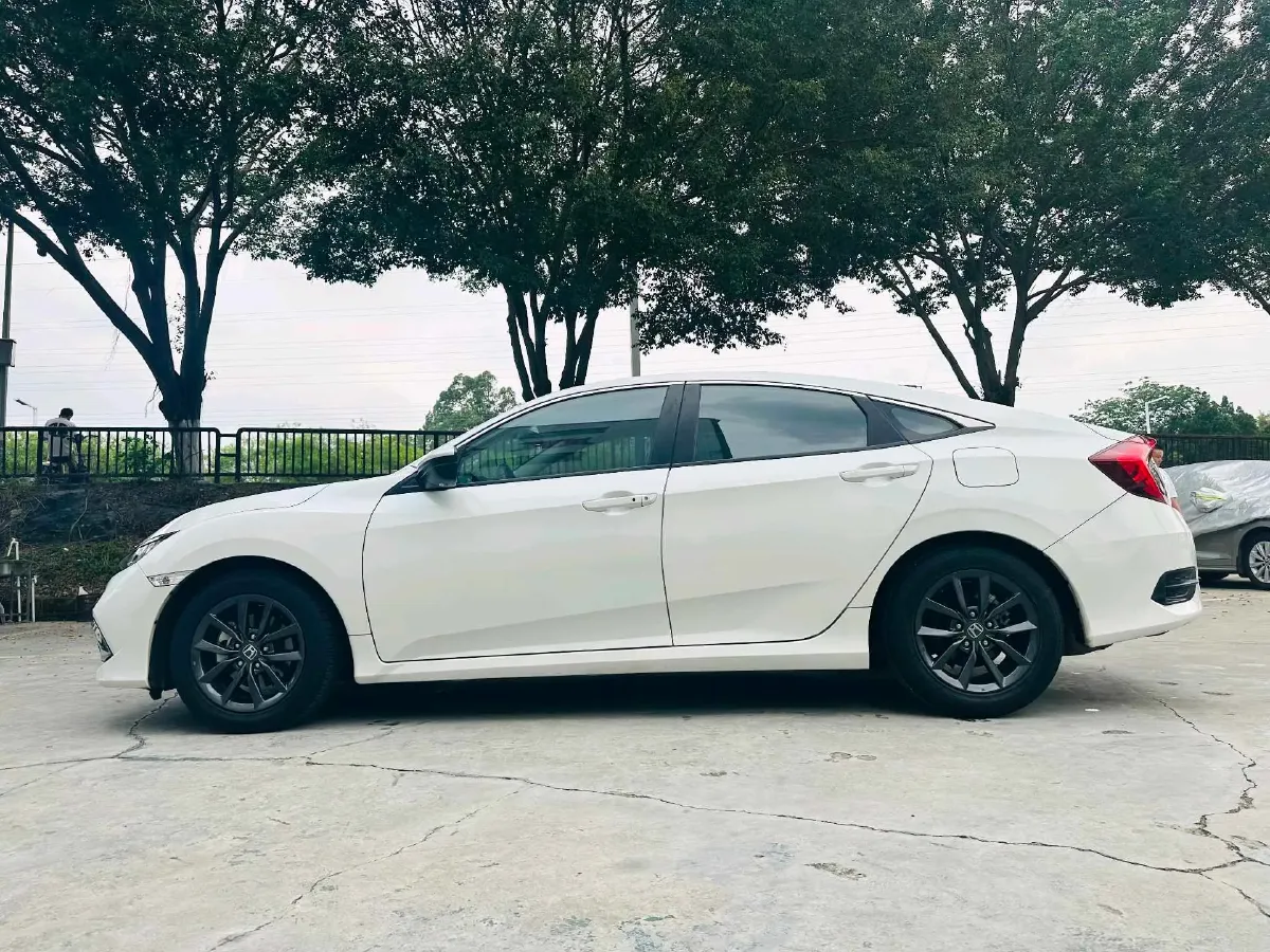 2019 Honda Civic 1.5T 177HP L4 CVT,autocango,china used car exporter,china ev exporter,chinese used car exporter,chinese used ev exporter