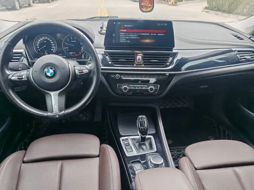 2023 BMW 1 Series 1.5T 136HP L3 7DCT,autocango,china used car exporter,china ev exporter,chinese used car exporter,chinese used ev exporter