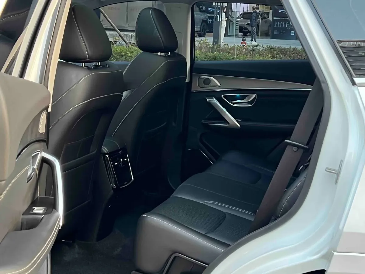 2021 Jetour X70 Plus 1.6T 197HP L4 7DCT,autocango,china used car exporter,china ev exporter,chinese used car exporter,chinese used ev exporter