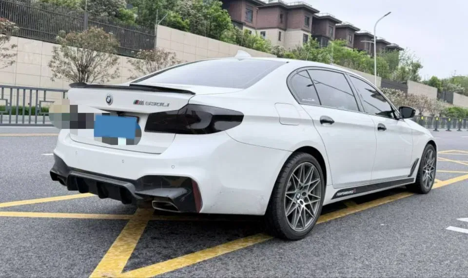 2020 BMW 5 Series 2.0T 252HP L4 8AT,autocango,china used car exporter,china ev exporter,chinese used car exporter,chinese used ev exporter