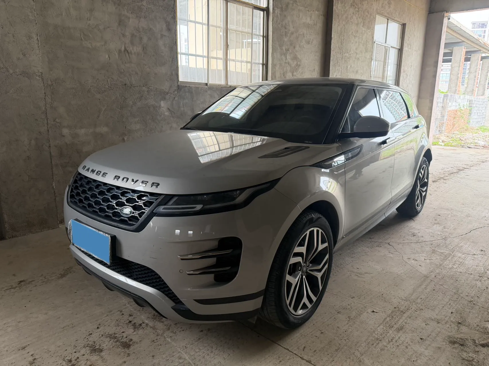 2022 Land Rover Range Rover Evoque 2.0T 249HP L4 9AT