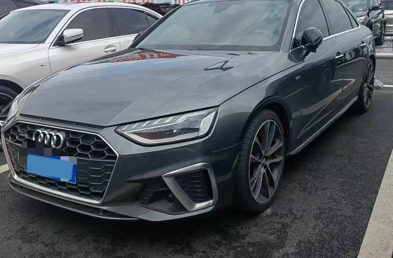 2020 Audi A4L 2.0T 252HP L4 7DCT,autocango,china used car exporter,china ev exporter,chinese used car exporter,chinese used ev exporter