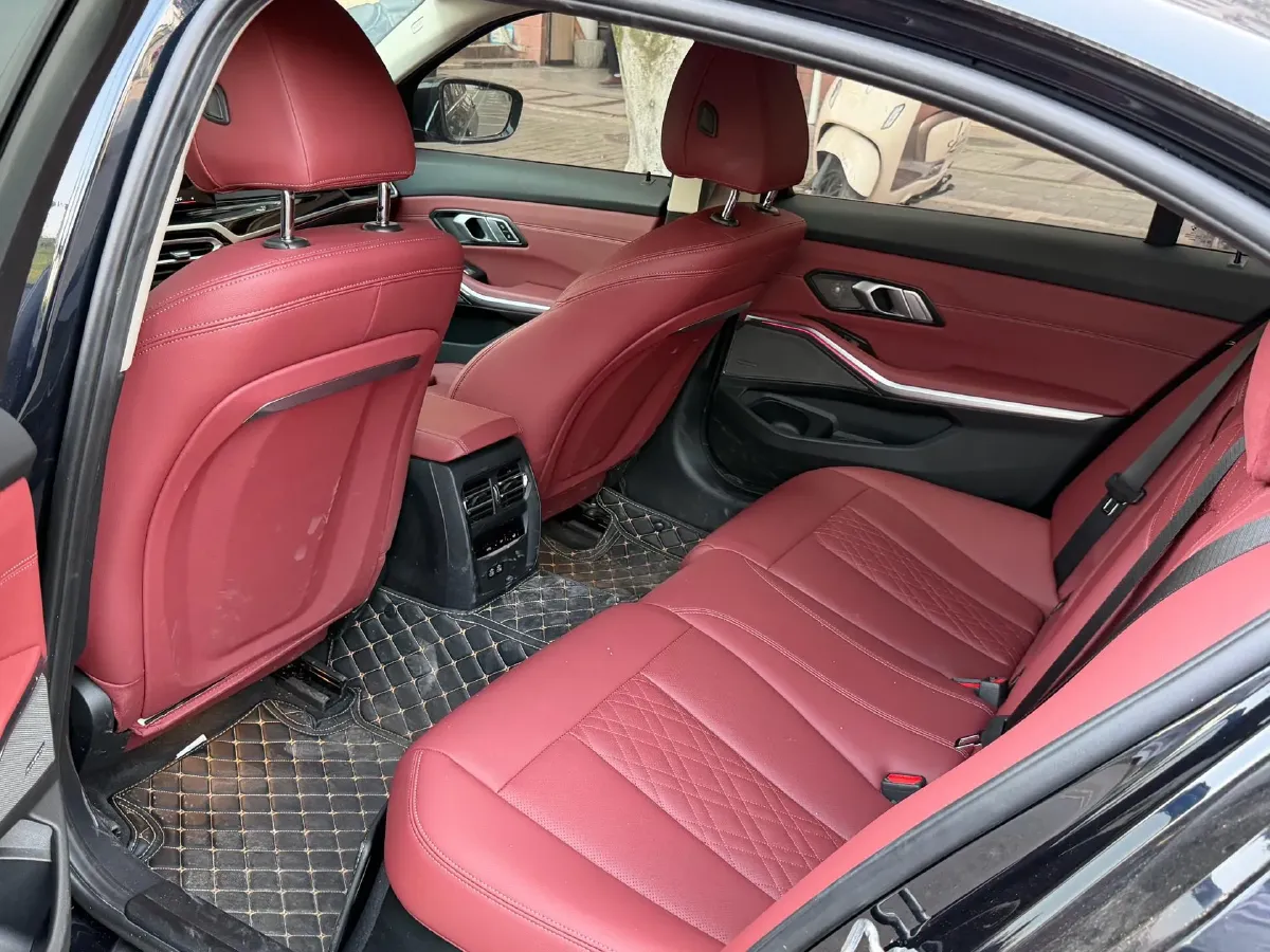 2024 BMW 3 Series 2.0T 184HP L4 8AT,autocango,china used car exporter,china ev exporter,chinese used car exporter,chinese used ev exporter