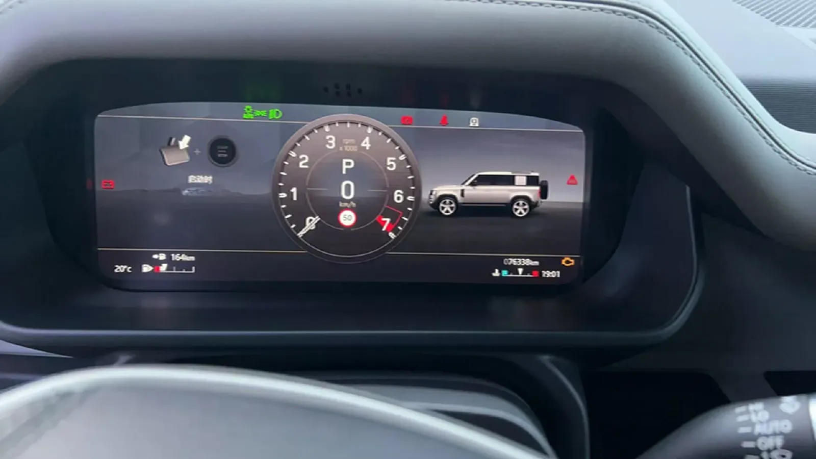 2022 Land Rover Defender 3.0T 400HP L6 8AT,autocango,china used car exporter,china ev exporter,chinese used car exporter,chinese used ev exporter