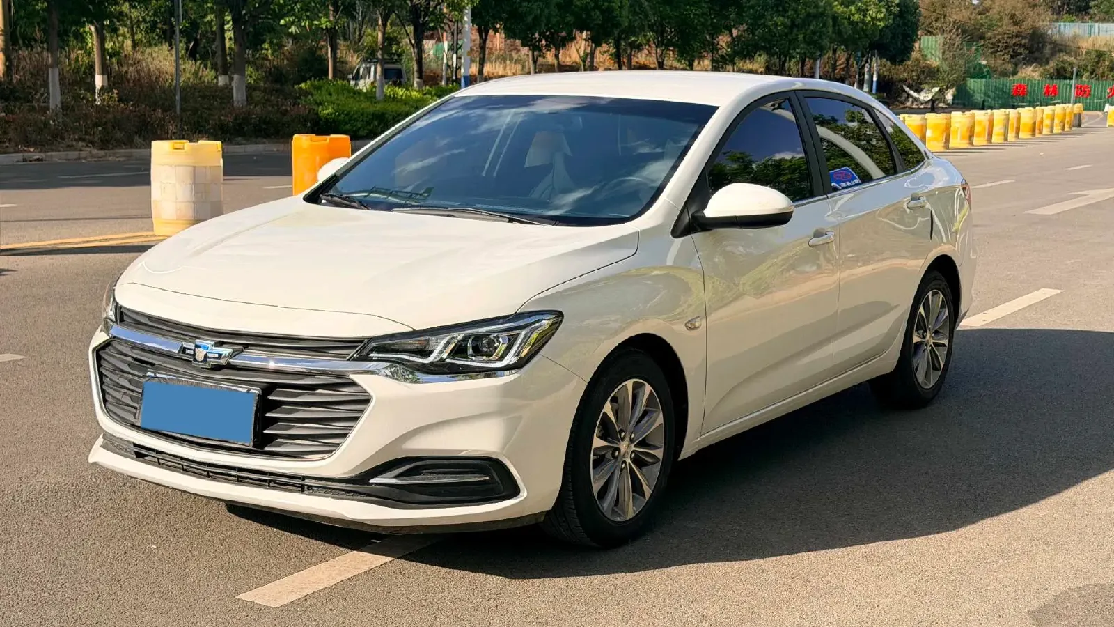 2022 Chevrolet Monza 1.5L 113HP L4 6AT,autocango,china used car exporter,china ev exporter,chinese used car exporter,chinese used ev exporter