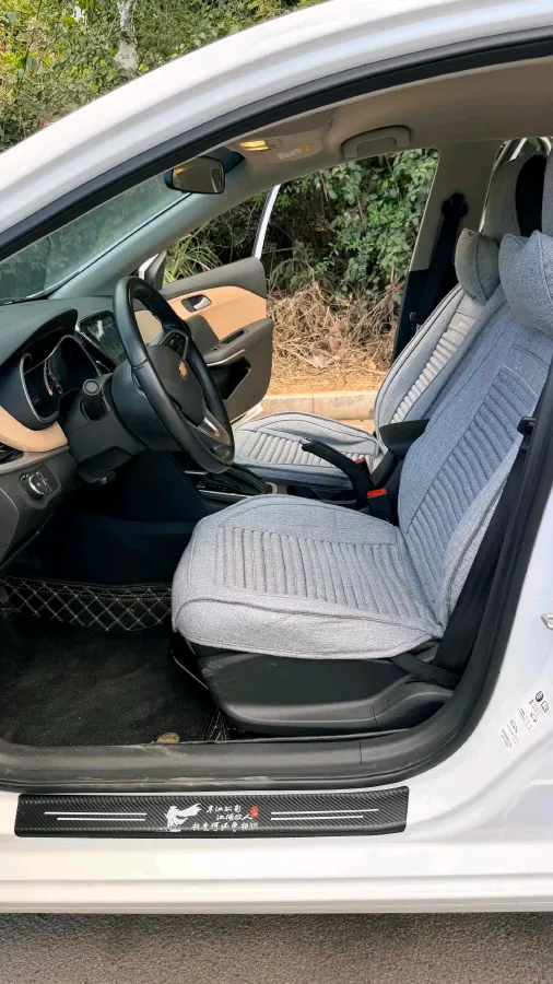 2022 Chevrolet Monza 1.5L 113HP L4 6AT,autocango,china used car exporter,china ev exporter,chinese used car exporter,chinese used ev exporter