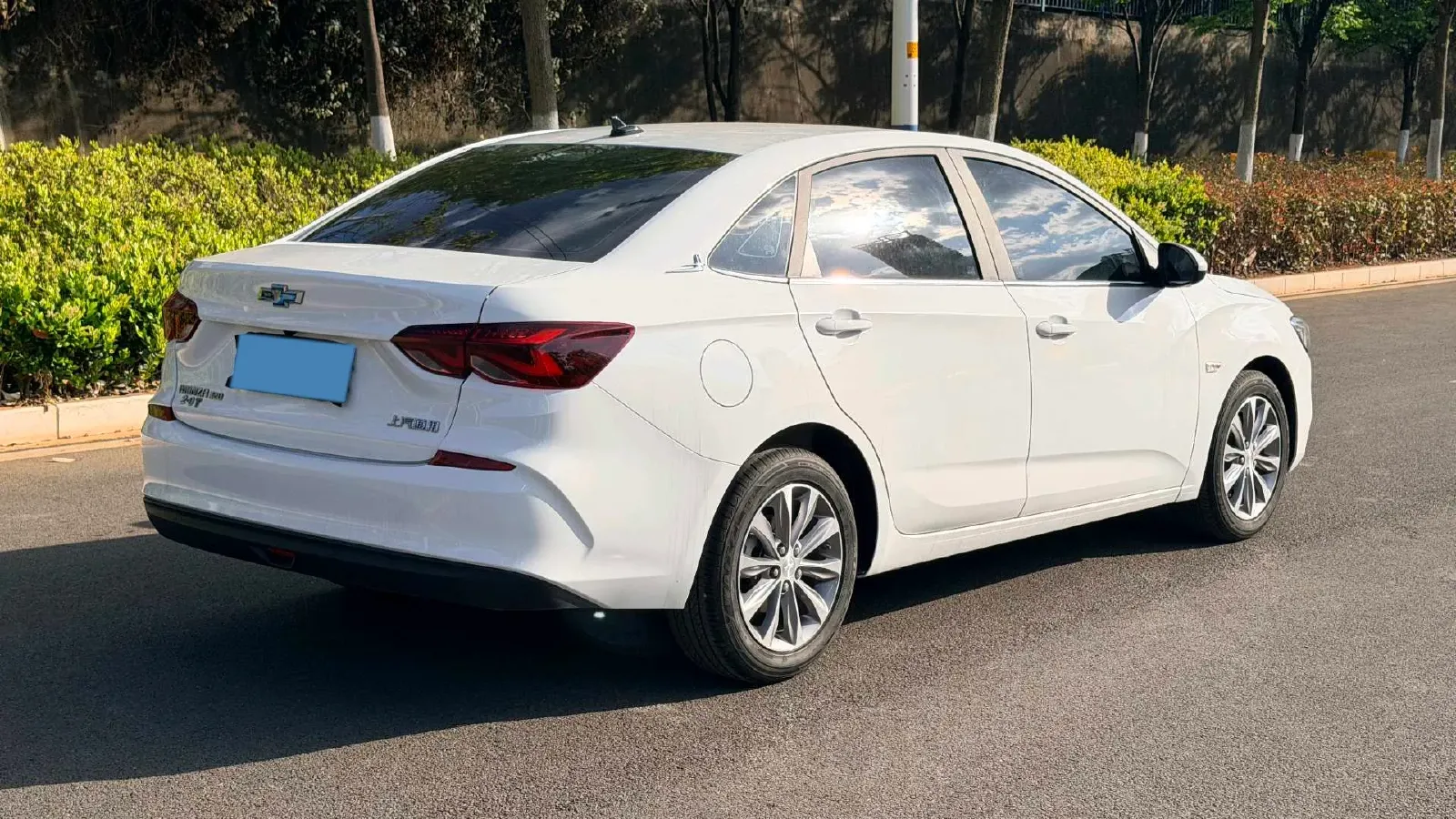 2022 Chevrolet Monza 1.5L 113HP L4 6AT,autocango,china used car exporter,china ev exporter,chinese used car exporter,chinese used ev exporter