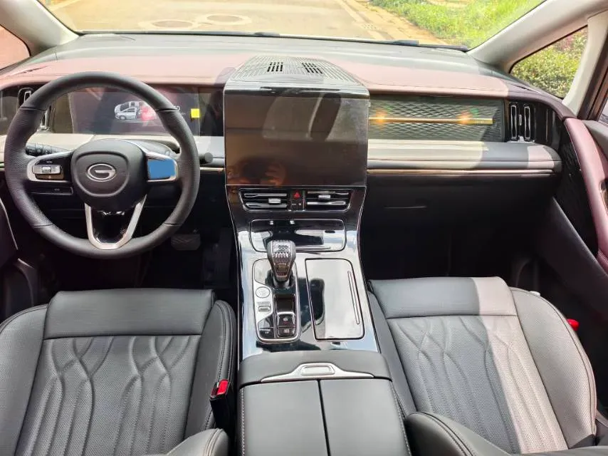 2024 GAC Trumpchi M8 2.0T 252HP L4 8AT,autocango,china used car exporter,china ev exporter,chinese used car exporter,chinese used ev exporter