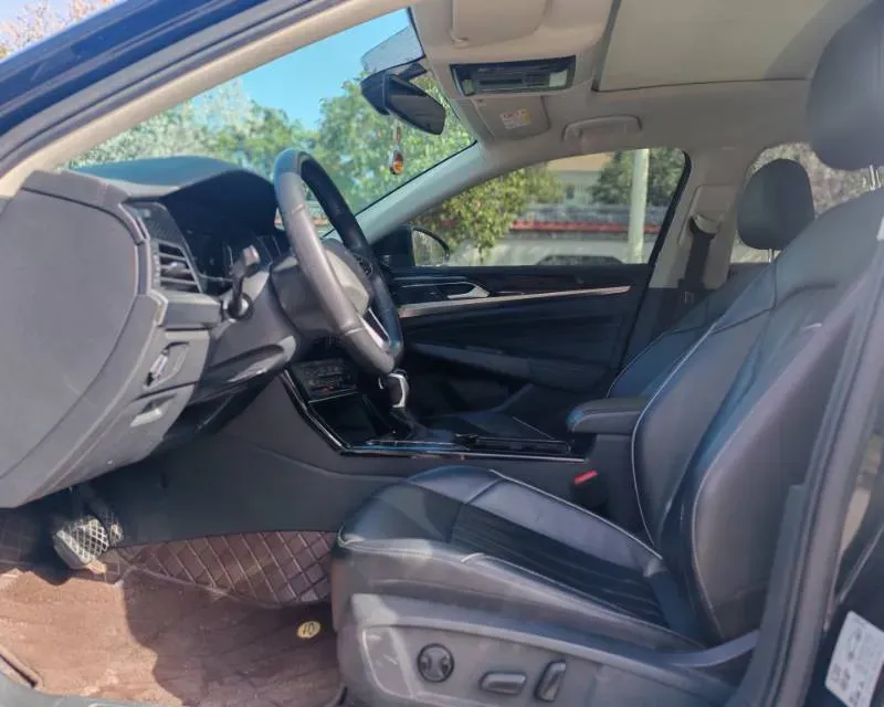 2023 Volkswagen Passat 2.0T 186HP L4 7DCT,autocango,china used car exporter,china ev exporter,chinese used car exporter,chinese used ev exporter