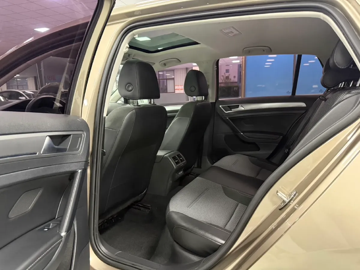 2019 Volkswagen Golf 1.4T 150HP L4 7DCT,autocango,china used car exporter,china ev exporter,chinese used car exporter,chinese used ev exporter