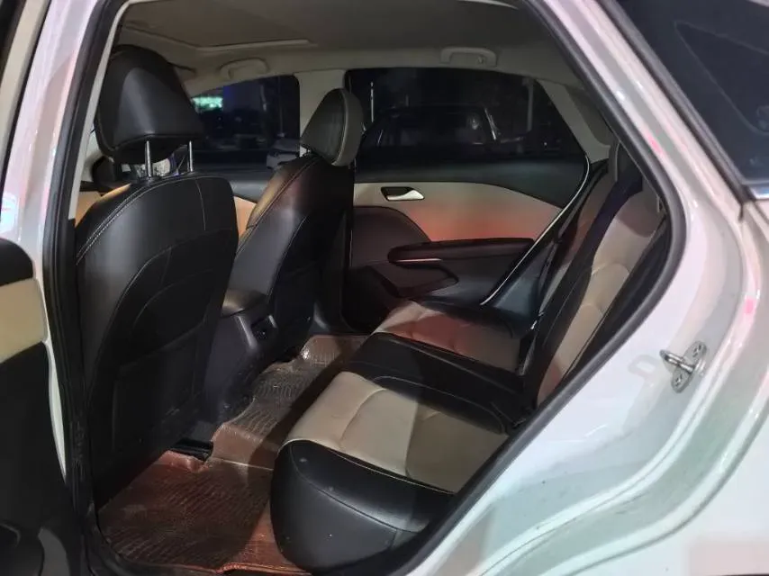 2020 Chevrolet Monza 1.5L 113HP L4 6AT,autocango,china used car exporter,china ev exporter,chinese used car exporter,chinese used ev exporter