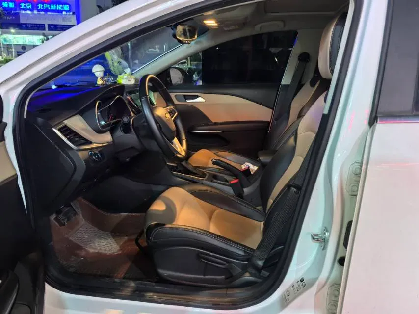 2020 Chevrolet Monza 1.5L 113HP L4 6AT,autocango,china used car exporter,china ev exporter,chinese used car exporter,chinese used ev exporter