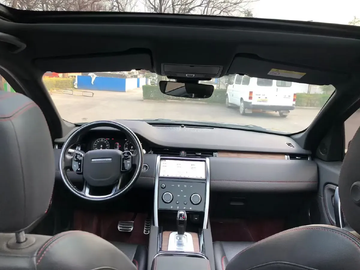 2020 Land Rover Discovery Sport 2.0T 249HP L4 9AT,autocango,china used car exporter,china ev exporter,chinese used car exporter,chinese used ev exporter