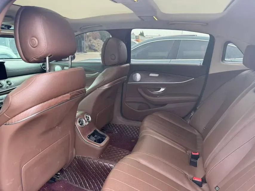 2022 Mercedes-Benz GLC Class 2.0T 258HP L4 9AT,autocango,china used car exporter,china ev exporter,chinese used car exporter,chinese used ev exporter