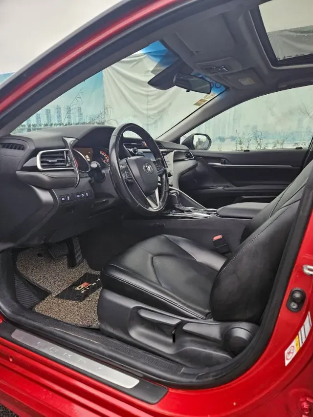 2018 Toyota Camry 2.0L 169HP L4 6AT,autocango,china used car exporter,china ev exporter,chinese used car exporter,chinese used ev exporter