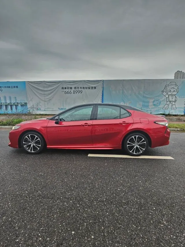 2018 Toyota Camry 2.0L 169HP L4 6AT,autocango,china used car exporter,china ev exporter,chinese used car exporter,chinese used ev exporter