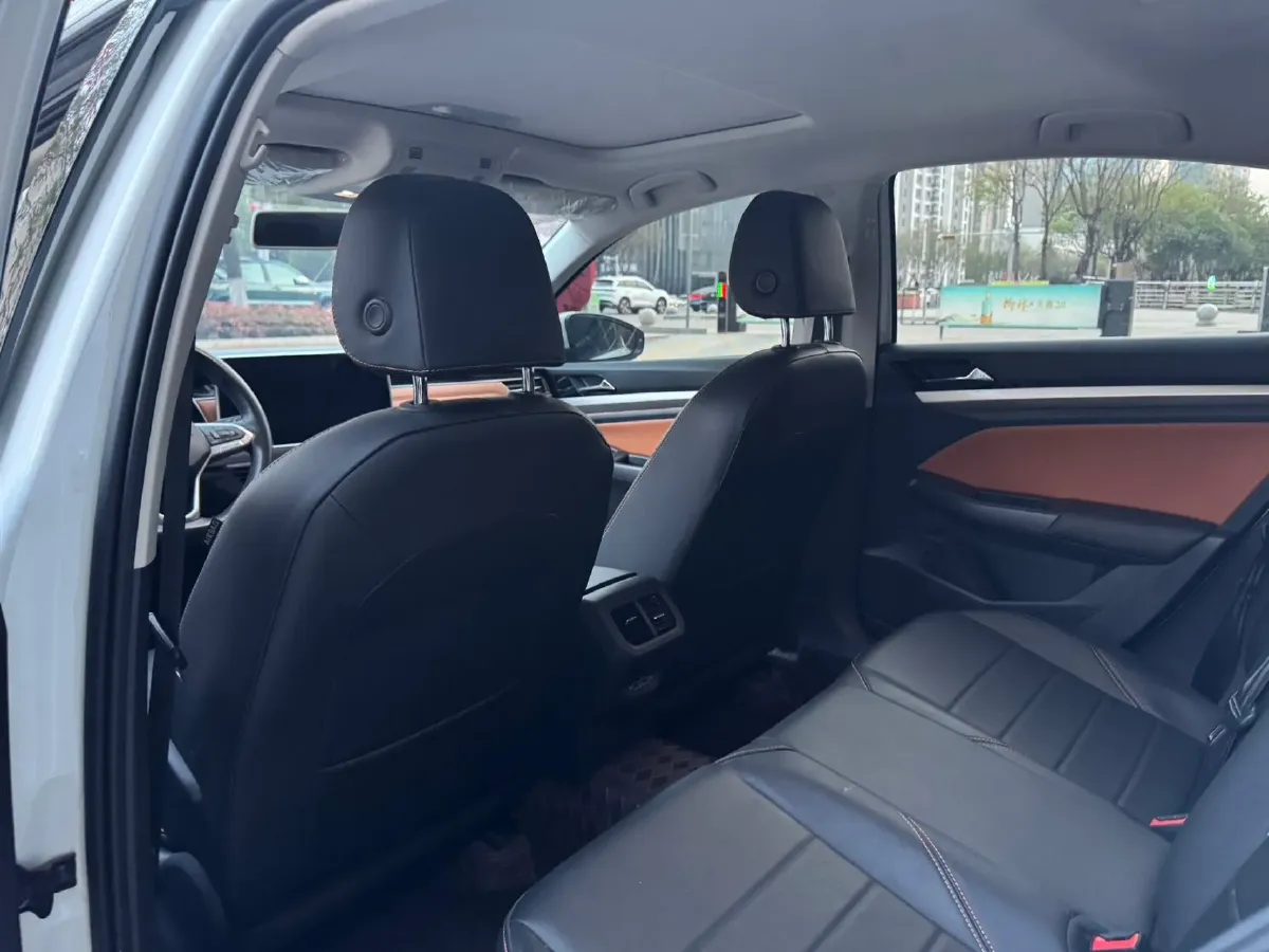 2023 Volkswagen Bora 1.2T 116HP L4 7DCT,autocango,china used car exporter,china ev exporter,chinese used car exporter,chinese used ev exporter