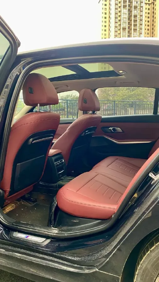 2021 BMW 3 Series 2.0T 156HP L4 8AT,autocango,china used car exporter,china ev exporter,chinese used car exporter,chinese used ev exporter