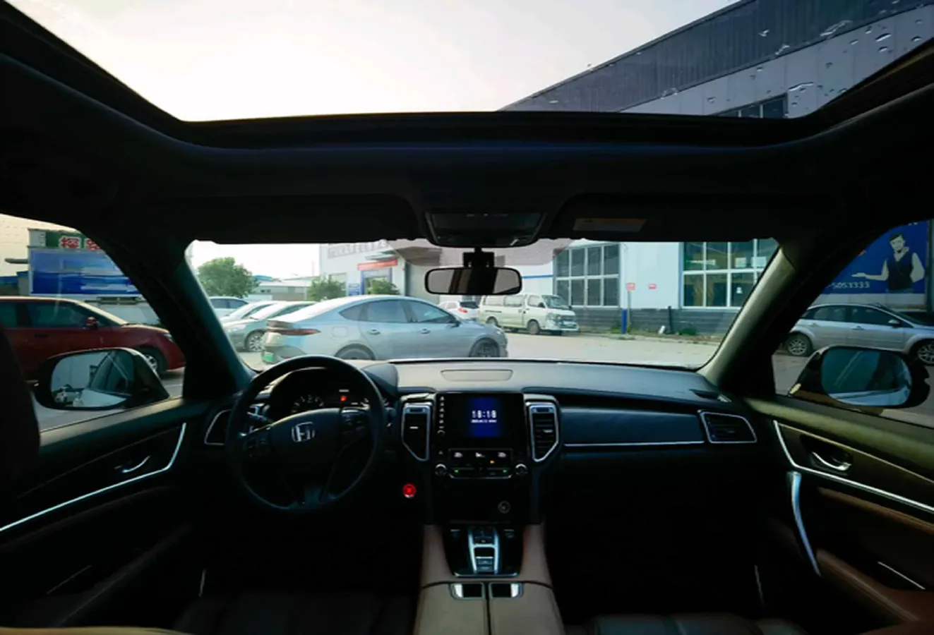 2020 Honda UR-V 2.0T 272HP L4 9AT,autocango,china used car exporter,china ev exporter,chinese used car exporter,chinese used ev exporter