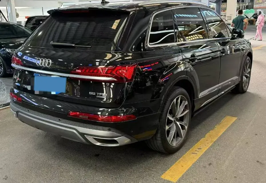 2023 Audi Q7 3.0T 340HP V6 8AT,autocango,china used car exporter,china ev exporter,chinese used car exporter,chinese used ev exporter