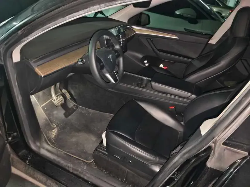 2022 Tesla Model Y BEV 60KWH,autocango,china used car exporter,china ev exporter,chinese used car exporter,chinese used ev exporter