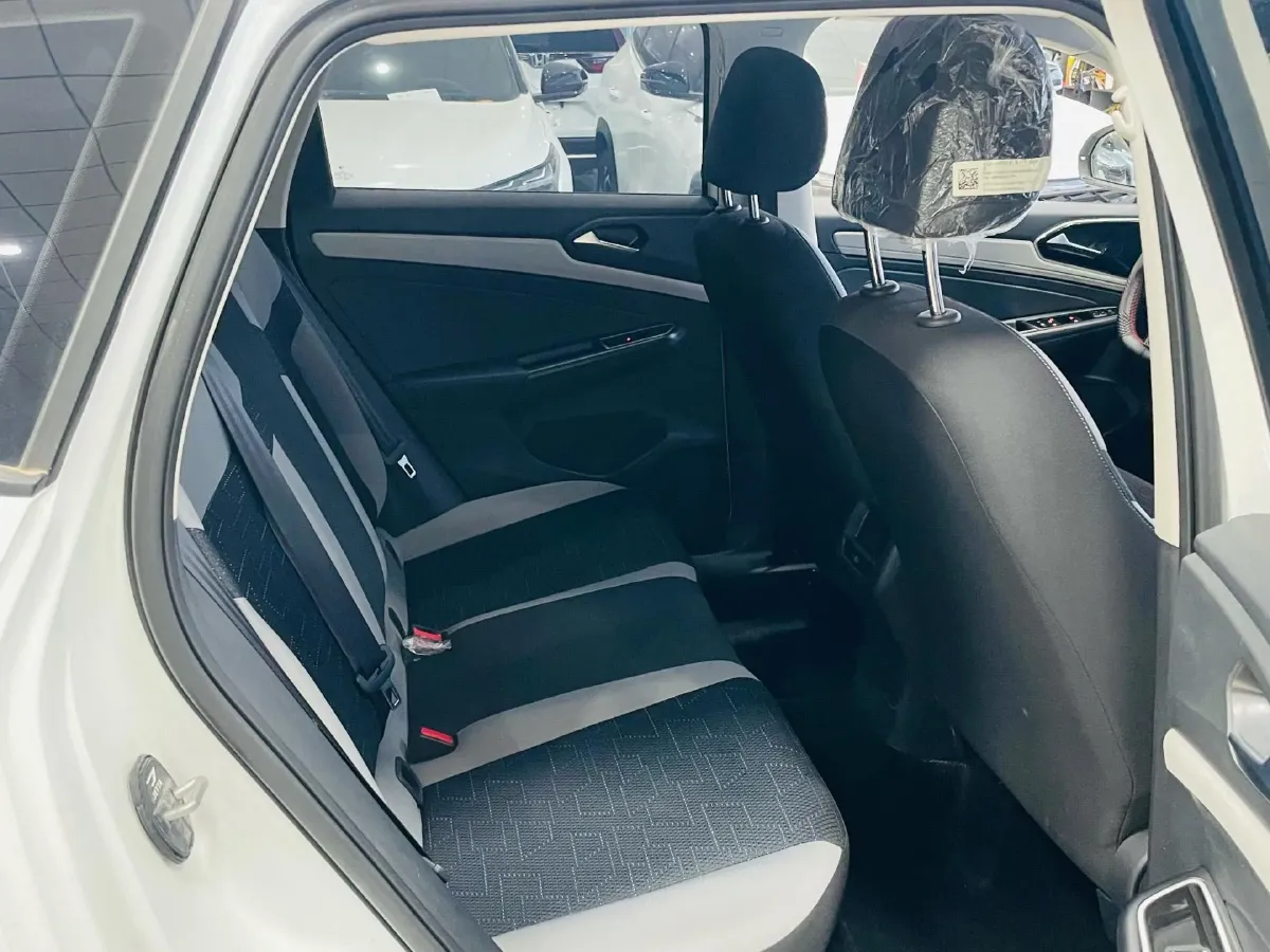 2024 Jetta VS5 1.4T 150HP L4 5MT,autocango,china used car exporter,china ev exporter,chinese used car exporter,chinese used ev exporter