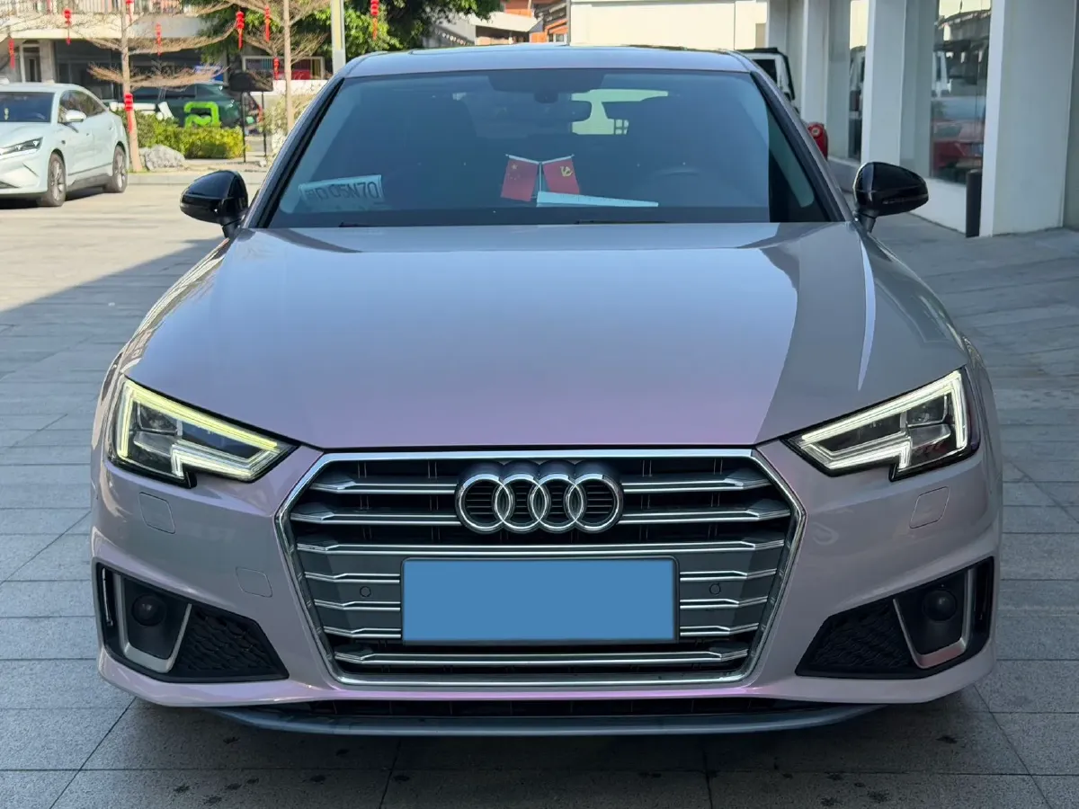 2019 Audi A4L 2.0T 190HP L4 7DCT,autocango,china used car exporter,china ev exporter,chinese used car exporter,chinese used ev exporter